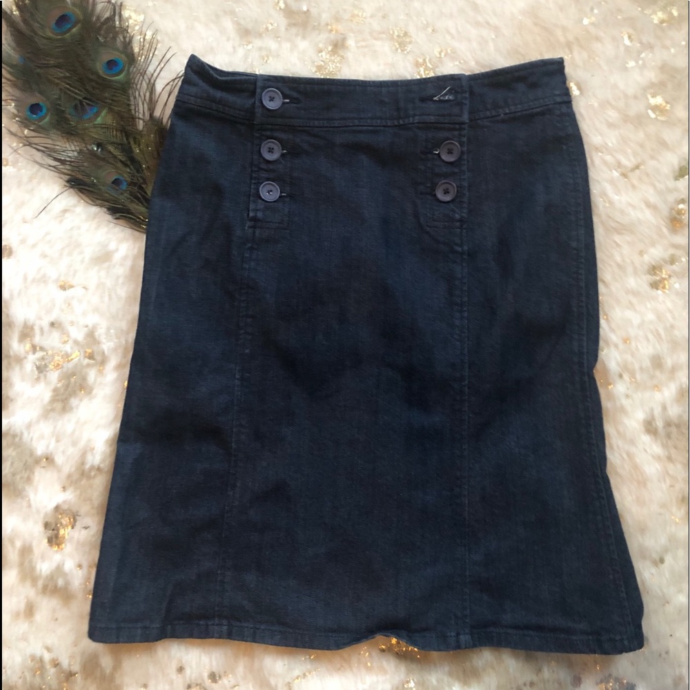 NY & Co. denim skirt
